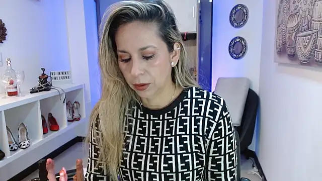 DianaPearls online show from July 24, 2026, 10:22 am