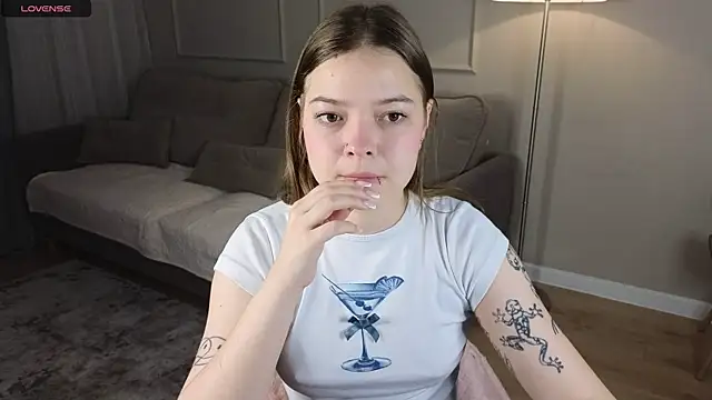 Snapshot of patriciapink chatting on December 19, 2025, 8:27 am patriciapink online show from December 19, 2025, 8:27 am