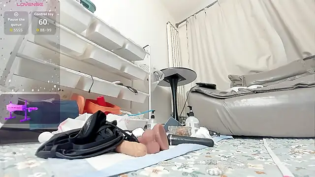 fox-yiyi online show from February 23, 2026, 8:04 am