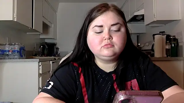 JJbaby1 online show from November 4, 2025, 10:52 am