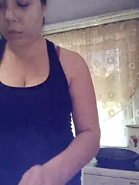 CutieMarine online show from October 24, 2025, 9:52 am