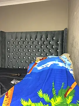 Kikie23 online show from November 12, 2025, 3:05 pm