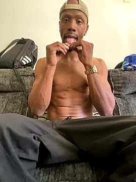 Snapshot of lathadon chatting on October 16, 2025, 5:54 pm lathadon online show from October 16, 2025, 5:54 pm