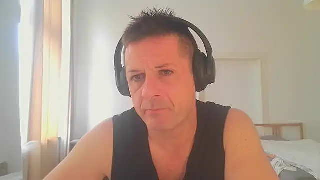 Snapshot of SwimAround2025 chatting on July 22, 2026, 7:10 am SwimAround2025 online show from July 22, 2026, 7:10 am
