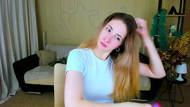 Snapshot of SensitiveSooul chatting on December 4, 2025, 7:24 pm SensitiveSooul online show from December 4, 2025, 7:24 pm