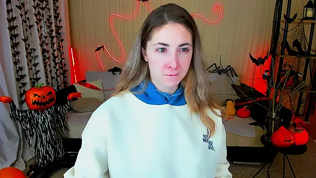 Snapshot of SensitiveSooul chatting on October 24, 2025, 7:35 pm SensitiveSooul online show from October 24, 2025, 7:35 pm