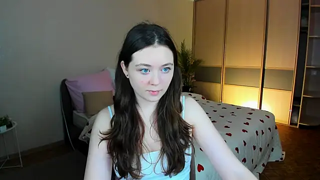 Snapshot of AlluringLookk chatting on June 24, 2026, 4:16 pm AlluringLookk online show from June 24, 2026, 4:16 pm