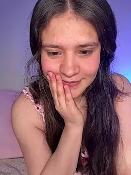Emilyybennet  online show from July 25, 2026, 2:30 am