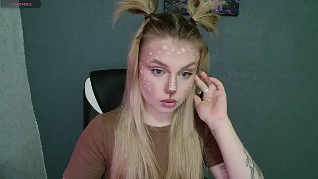 AngelicaHollywood online show from October 31, 2025, 8:16 pm