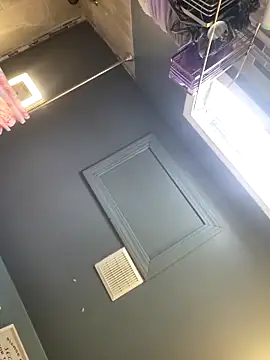 chocolate bella online show from March 22, 2026, 2:29 pm