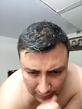 Snapshot of millanto chatting on February 25, 2026, 1:28 am millanto online show from February 25, 2026, 1:28 am