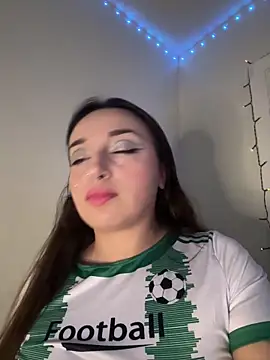 CharmingMaddie online show from February 8, 2026, 6:11 am