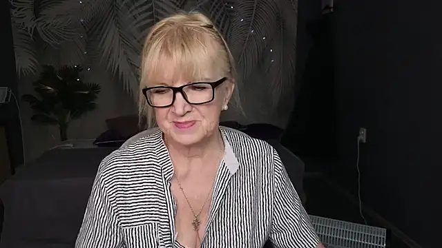 Sabina Ros online show from February 5, 2026, 7:37 am