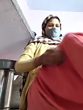 Love-pari077 online show from November 18, 2025, 1:54 am