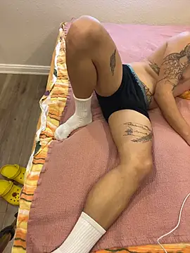 darkdecide online show from December 1, 2025, 1:23 pm