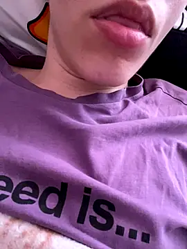 Snapshot of Yammy_AssHole chatting on October 30, 2025, 8:12 am Yammy AssHole online show from October 30, 2025, 8:12 am