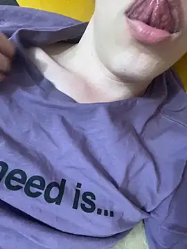 Snapshot of Yammy_AssHole chatting on October 5, 2025, 7:48 pm Yammy AssHole online show from October 5, 2025, 7:48 pm