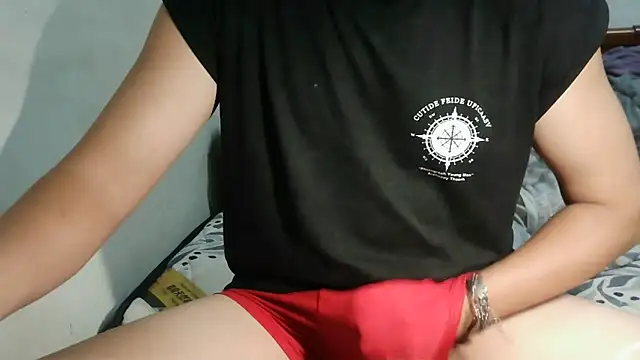 bigbb101011 online show from December 14, 2025, 11:16 am