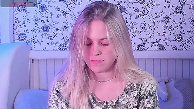 AngelAnty online show from June 26, 2026, 3:18 pm