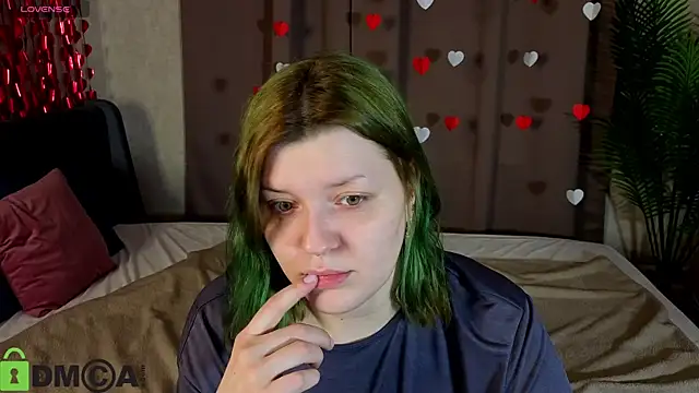 Snapshot of Michele_Greenn chatting on February 6, 2026, 1:01 am Michele Greenn online show from February 6, 2026, 1:01 am