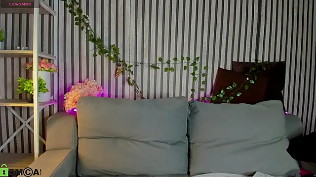 Snapshot of Michele_Greenn chatting on February 22, 2026, 1:08 am Michele Greenn online show from February 22, 2026, 1:08 am