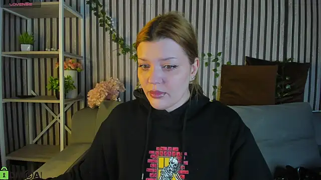 Snapshot of Michele_Greenn chatting on February 28, 2026, 1:05 am Michele Greenn online show from February 28, 2026, 1:05 am