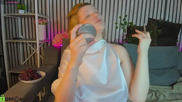 Michele Greenn online show from April 11, 2026, 1:13 am