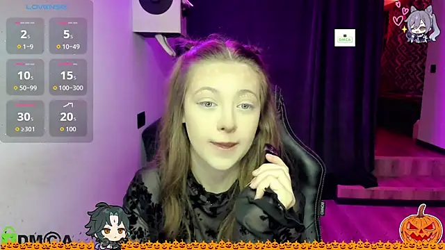 AmourLily online show from October 31, 2025, 8:00 am