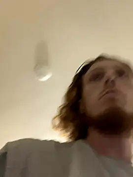 Snapshot of BIGxRED chatting on September 15, 2025, 6:25 am BIGxRED online show from September 15, 2025, 6:25 am