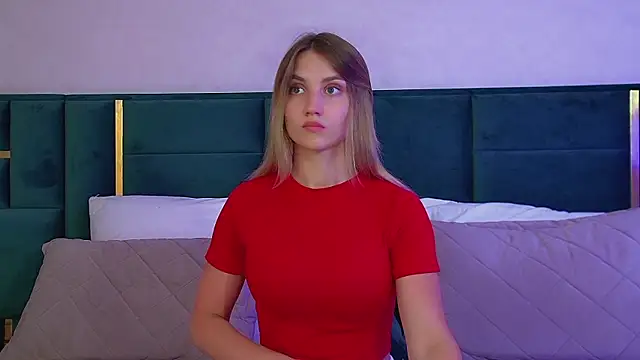 StacyEvances online show from July 11, 2026, 6:52 pm