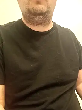 giova17cm online show from April 7, 2026, 8:10 pm