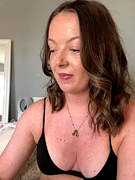 Snapshot of ScottishGymBunny chatting on November 4, 2025, 10:19 am ScottishGymBunny online show from November 4, 2025, 10:19 am