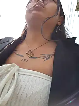 LunaHot 777 online show from December 16, 2025, 6:34 pm