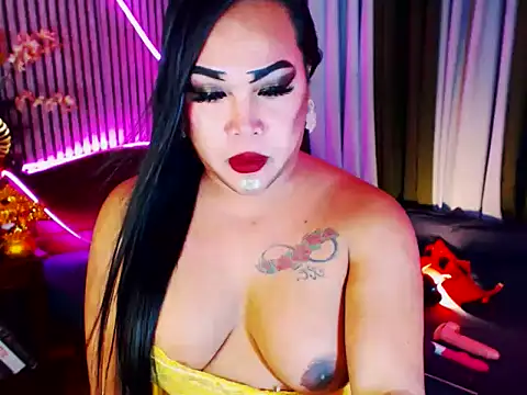 CumFactoryLuna online show from February 11, 2026, 1:38 am