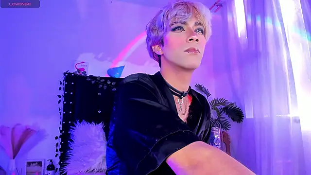 Cooperrosscute233 online show from January 17, 2026, 8:45 pm