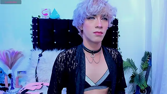 Cooperrosscute233 online show from November 15, 2025, 8:57 pm