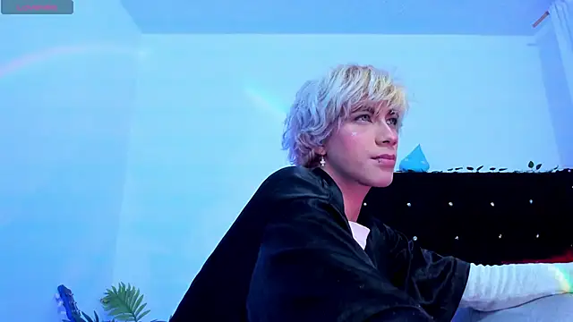 Cooperrosscute233 online show from November 26, 2025, 11:05 pm