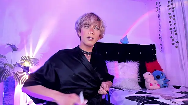 Cooperrosscute233 online show from February 15, 2026, 3:40 am