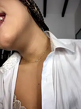 Snapshot of MystiqueXXX chatting on February 17, 2026, 1:19 pm MystiqueXXX online show from February 17, 2026, 1:19 pm