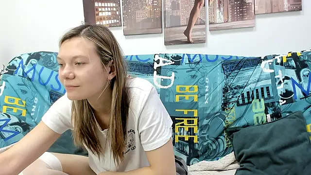 Sunny Sammy online show from September 24, 2025, 1:24 am