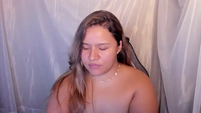 Snapshot of ElaBourn_ chatting on March 20, 2026, 1:28 am ElaBourn online show from March 20, 2026, 1:28 am