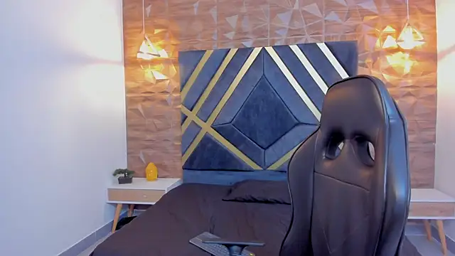 Emmaa white  online show from November 14, 2025, 5:16 pm