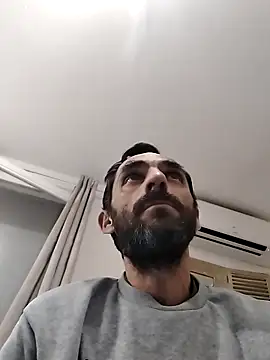 Snapshot of hotmen83 chatting on October 31, 2025, 10:49 pm hotmen83 online show from October 31, 2025, 10:49 pm