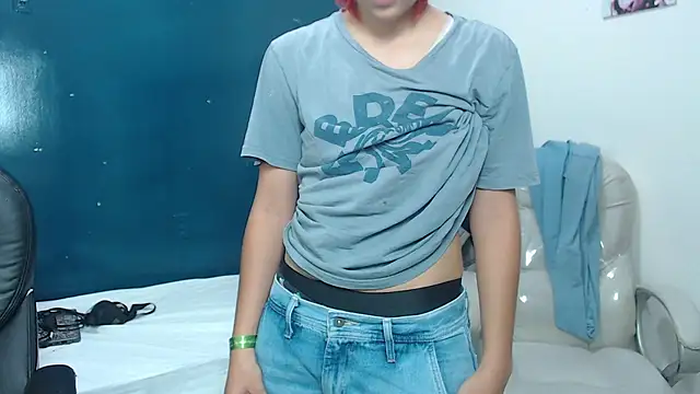 BJkoreanboy online show from October 15, 2025, 9:34 pm