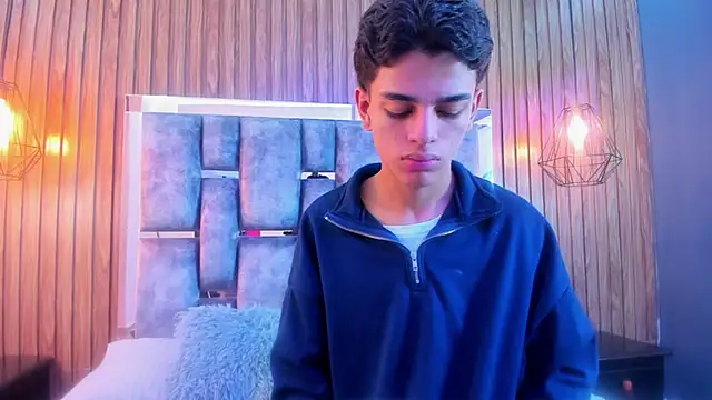 owen  johnson online show from November 21, 2025, 11:42 am