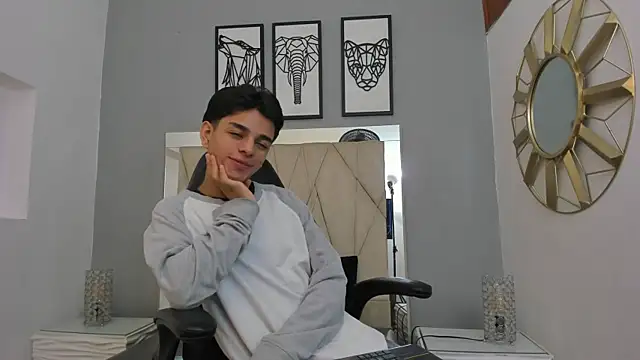 owen  johnson online show from September 18, 2025, 11:24 am