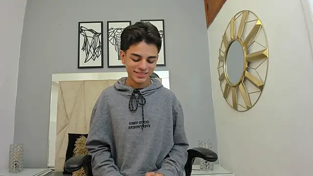 owen  johnson online show from September 17, 2025, 11:34 am