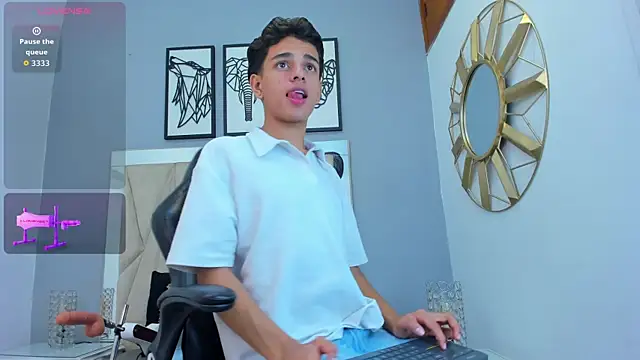 owen  johnson online show from September 29, 2025, 3:24 am