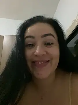 IvettSt  online show from April 4, 2026, 4:19 am