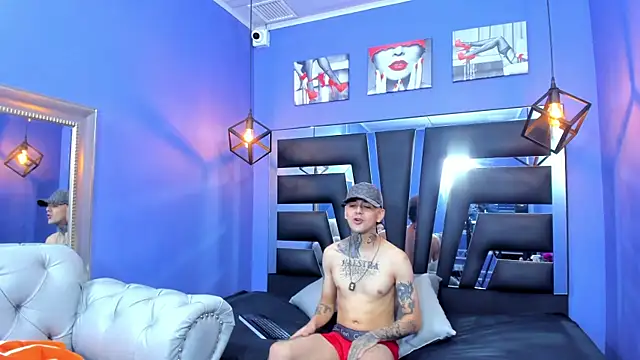 lilyth adam online show from November 26, 2025, 1:27 am